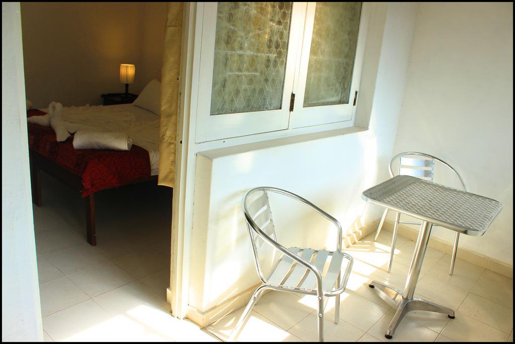 Mount Villa Dehiwala-Mount Lavinia Cameră foto